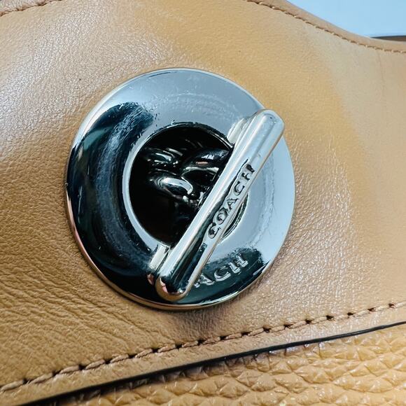 Coach Turnlock Edie Bag Tan Silver Hobo Pebble Leather DIY Handles - Picture 10 of 15